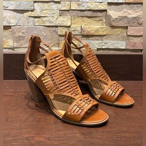 Women’s Size 11 Cognac Block Heels. EUC!